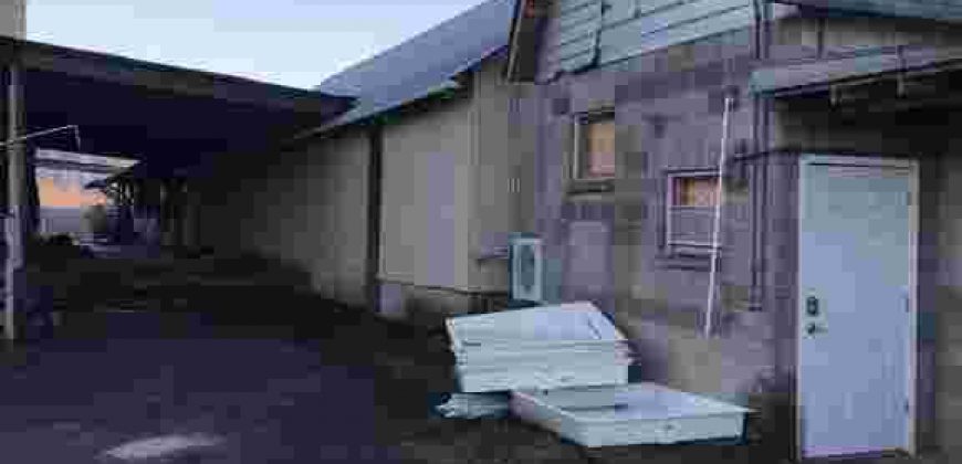Commercial Space 5,000 Sq ft Indoor with Equipment Fully Set Up & 40,000+ of Outdoor Fully Fenced Currently Licensed Both Indoor & Outdoor